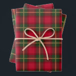 Classic Christmas Red Green Kariert Tartan Festiva Geschenkpapier Set<br><div class="desc">Lassen Sie sich mit diesem Karierten Tartan Weihnachtsweihnachtsbuch in zeitlosem Stil verwöhnen. Diese Papierblätter mit einem karierten, roten und grünen Tartanmuster verleihen Ihren Geschenken ein warmes, nostalgisches Ambiente. Dieses Design ist perfekt geeignet, um eine festliche Touch unter dem Baum zu schaffen, und zeichnet sich durch den klassischen Charme des Urlaubs...</div>