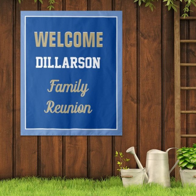 Classic, Family reunion backdrop Tapestry Wandteppich (Von Creator hochgeladen)