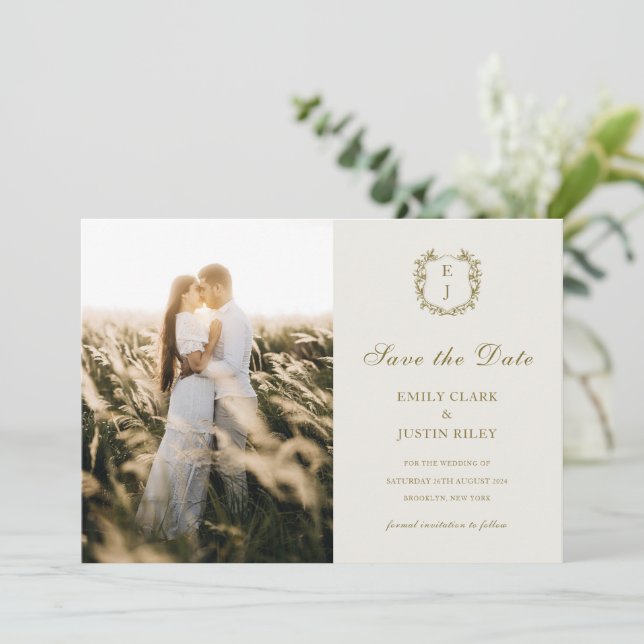 Classic Gold Monogram Foto Save the Date Hochzeit Einladung (Stehend Vorderseite)