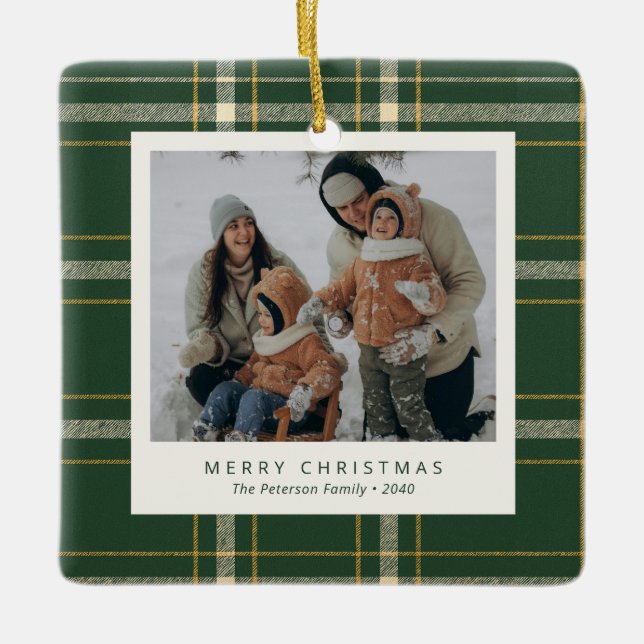 Classic Green Plaid Family 4 Photo Holiday Keramikornament (Vorderseite)