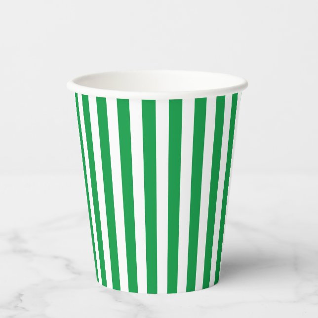 Classic Green und White Vertikal Striping Pappbecher (Vorderseite)