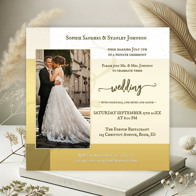 Classic Ivory Gold Foto nach Hochzeit Einladung (A traditional design after wedding invitation featuring your photo framed by gold ivory geometry)