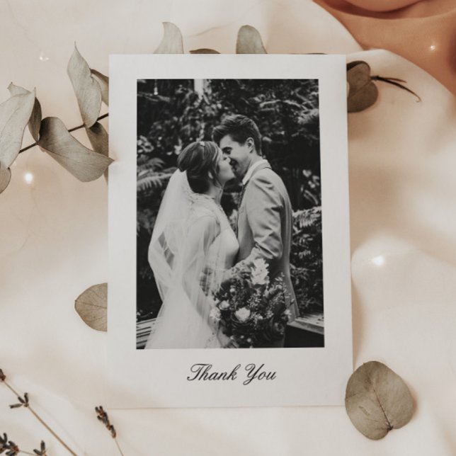Classic Minimalistic Script Wedding Photo Dankeskarte (Von Creator hochgeladen)