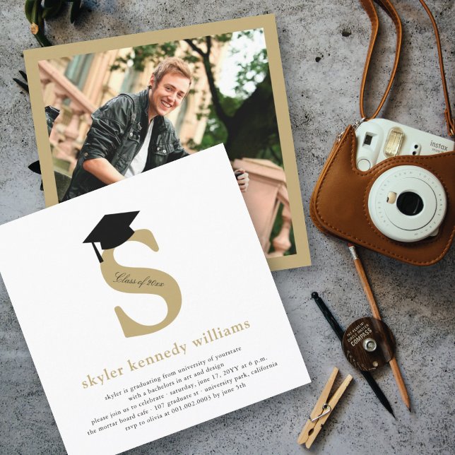 Classic Monogram Alphabet S Foto Graduation Party Einladung (Von Creator hochgeladen)