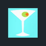 Classic Movie Martini Stretched Leinwand (größer)<br><div class="desc">Diese klassische Leinwand von Martini Stretched (türkis) weist einen schwarzen Hintergrund auf und zeigt eine weiße Silhouette eines Martini-Glases. Im Inneren des Glases befindet sich ein herrlicher grüner Olivenbaum mit einem orangefarbenen Pimento. Das ist ein lustiges Stück Wandkunst für jeden, der sich wünscht, in einem klassischen Film eine Figur zu...</div>