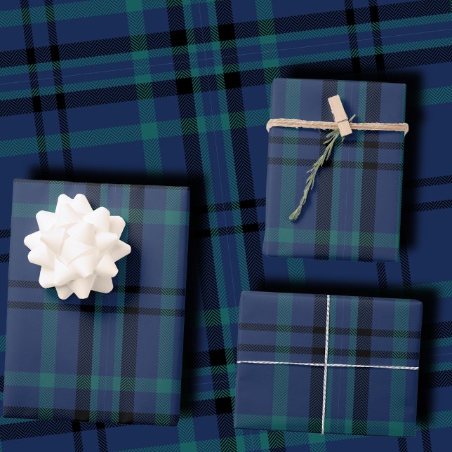 Classic Navy and Green Tartan Christmas Geschenkpapier Set (Von Creator hochgeladen)