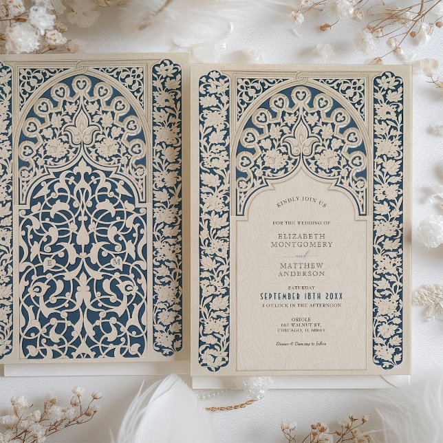 Classic Navy Blue & Cream Lace Wedding Einladung (Von Creator hochgeladen)