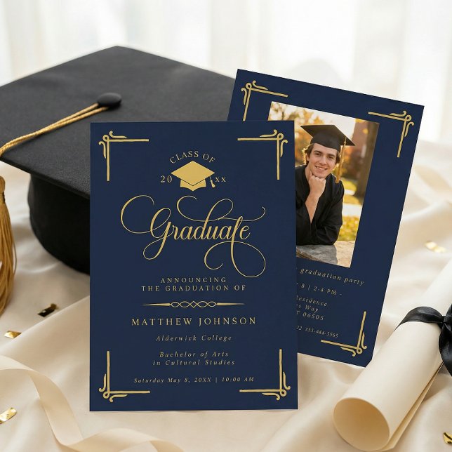 Classic Navy Blue Gold Graduation Einladung (Von Creator hochgeladen)