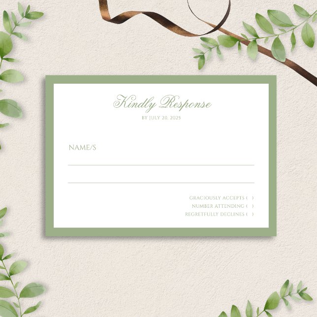 Classic Real Sage Green Border Script Wedding  RSVP Karte (Von Creator hochgeladen)