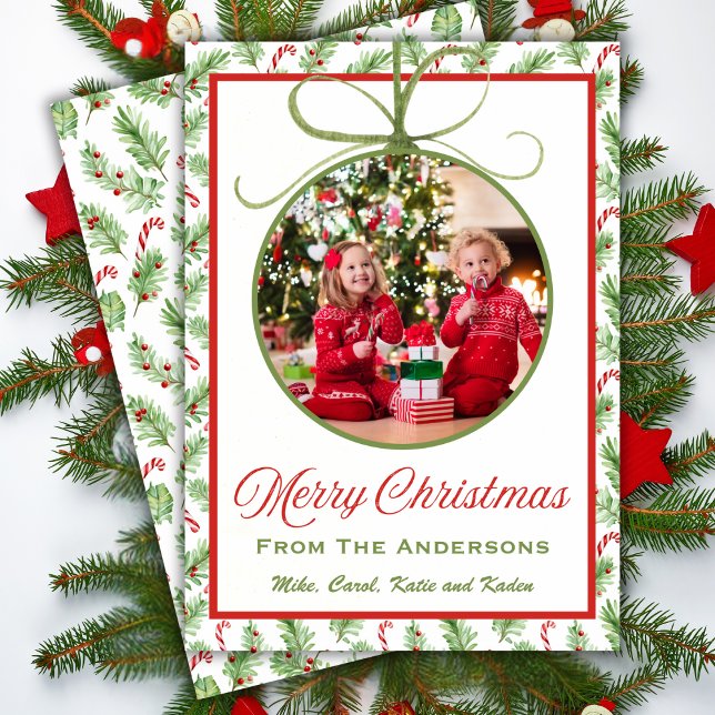 Classic Red & Green Weihnachtsschmuck Foto Feiertagskarte (Classic Red & Green Christmas Ornament Photo Holiday Card)