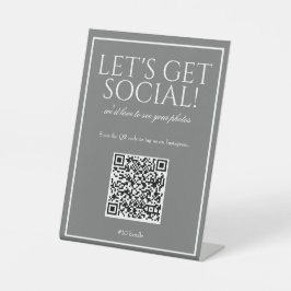 Classic Simple Gray QR Code Social Media Sign Sockelschild