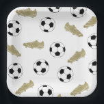 Classic Soccer räumt Ball Football Fans auf Pappteller<br><div class="desc">Personalisierter klassischer Vereinsfußball, Fußball- und Fußballschuhe, cleart Logo-Design. Einfaches, minimalistisches Geschenk für Ihren Fußballtrainer oder Fußball-Team. Fußball Fußball stilvolles Muster Design. Personalisiertes Geschenk für einen Fußballspieler. Trendy Fußball Wohngestaltung. Trendy moderne Fußball Fußball Fußball-Fußball-Spieler Geschenke. Cooles Retro-Geschenk für Ihren Fußballtrainer oder die Fußballmannschaft der Schule! Ideen der Fußballmannschaft. Goldener Fußball und...</div>
