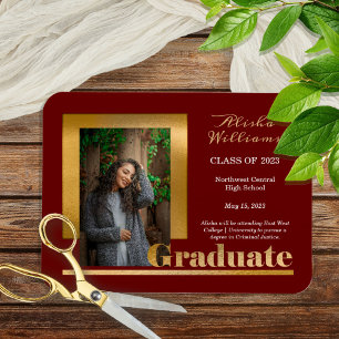 Classy Elegante Gold Text Graduate 1 Foto Maroon Magnet