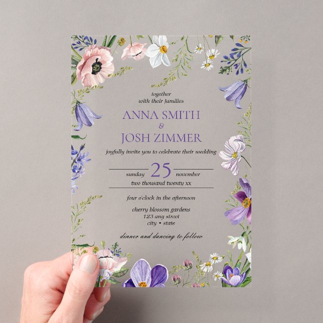 Classy Lilac Lavender Wildblumen Elegante Hochzeit Acryleinladungen (Insitu (Handheld))