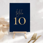 Classy Navy Blue Gold Script Wedding Tischnummer<br><div class="desc">Classy Navy Blue Gold Script Wedding Table is set in a handwriting style script and your table number beneath. Easily personalise the number. The same design is on the other side and will update simultaneously as you make your change to the number. Add to your cart separately for each table...</div>