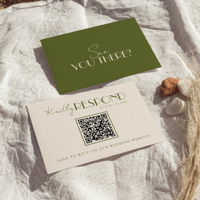 Classy Olive Green Old Money Fancy QR Code Wedding RSVP Karte (Von Creator hochgeladen)