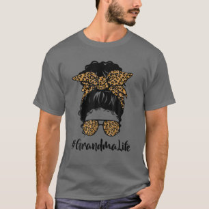 Classy Oma Life Messy Hair Bun Leopard Mother' T-Shirt