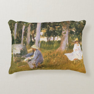Claude Monet beim Malen, Waldrand von Sargent Zierkissen