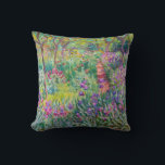Claude Monet - Der Iris-Garten in Giverny Kissen<br><div class="desc">The Iris Garden at Giverny / The Artist's Garden at Giverny - Claude Monet,  1899-1900</div>