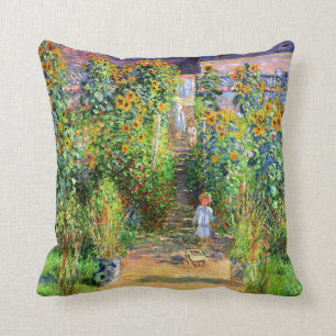 Claude Monet: Monet's Garden at Vétheuil Kissen