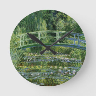Claude Monet Water Lilies und Japanische Brücke Runde Wanduhr
