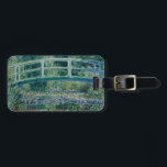 Claude Monets Water Lilies und Japanische Brücke Gepäckanhänger<br><div class="desc">1899. Claude Monet (14. November 1840 - 5. Dezember 1926) war Gründer des französischen impressionistischen Gemäldes und der konsequenteste und produktivste Praktizierer der Philosophie der Bewegung,  seine Wahrnehmungen vor der Natur zu äußern,  insbesondere was die Landschaftsmalerei im Freien (Pfleinluft) betrifft.</div>