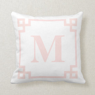Clé grecque rose vierge Coussin I