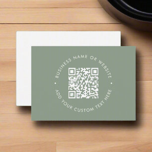 Clean Simple Sage Green Beruflich QR-Code Visitenkarte