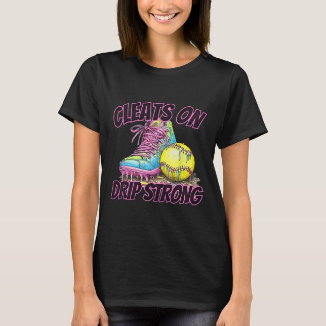 Cleats On Drip Strong Softll Drip Softll Mom Retro T-Shirt (Vorderseite)