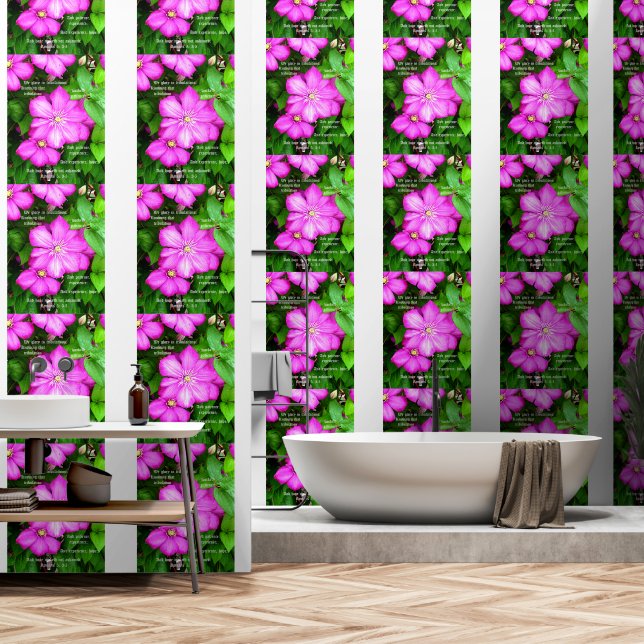 Clematis mit Römern 5:3-5 Tapete (Badezimmer)