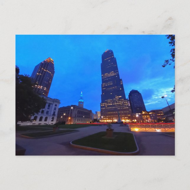 Cleveland city center at night postkarte (Vorderseite)