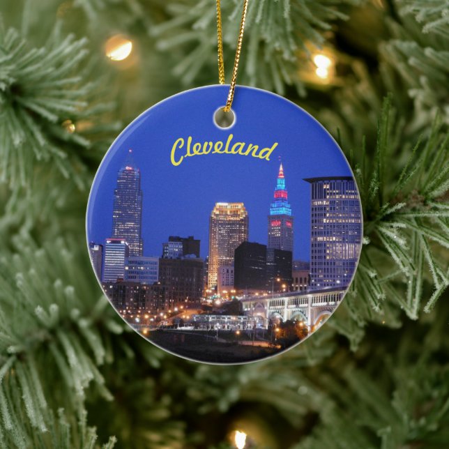 Cleveland Night Skyline Keramik Ornament (Baum)