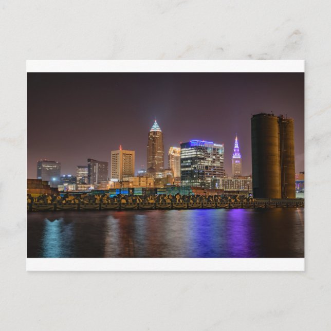 Cleveland Skyline bei Nacht Postkarte (Vorderseite)