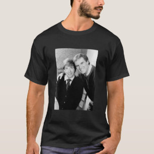 Clifford Movie Martin Kurz Black und White Essent T-Shirt