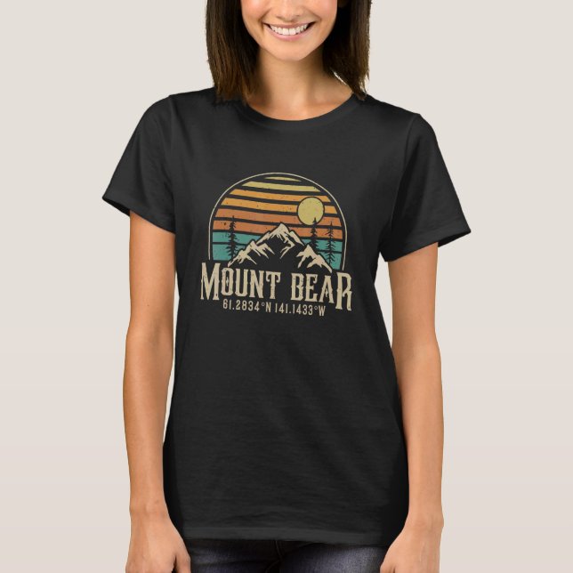 Climbing Mt  Bear Alaska Hiking Mountain Mount Bea T-Shirt (Vorderseite)