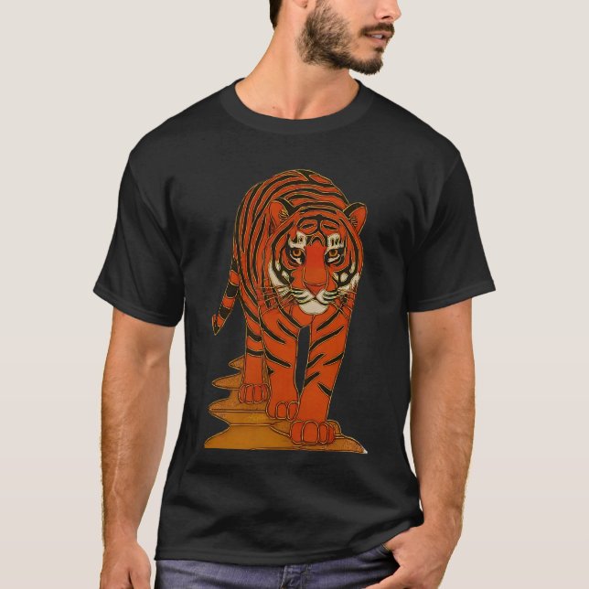 Cloisonne Art Tiger on the Jungle Path T-Shirt (Vorderseite)