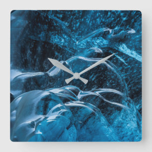 Close Up Of Blue Ice Walls Quadratische Wanduhr
