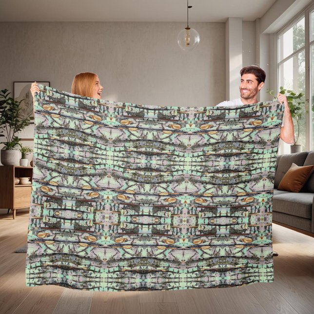 Close-up scene of birch log stumps, rustic charm fleecedecke (Von Creator hochgeladen)