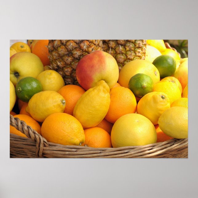 Closeup image of a basket with fruits poster (Vorne)