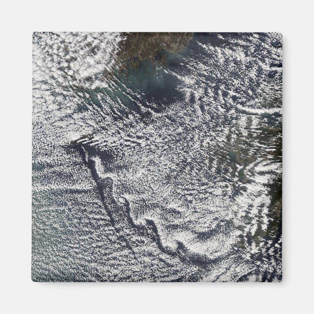 Cloud-Vorstöße gegen Cheju Do, Südkorea 2 Magnet (Vorne)