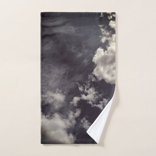 Clouds, on dark blue background handtuch (Handtuch)