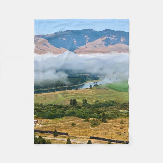 Clouds Over Flathead River Fleecedecke (Vorderseite)