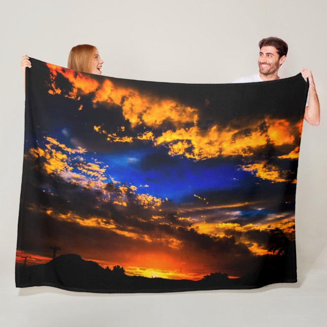 Cloudy Sunset Fleecedecke (Beispiel)