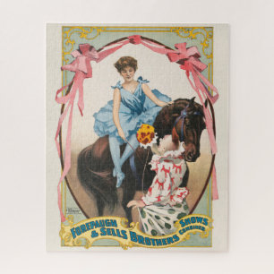 Clown, der einer Frau Blume auf dem Pferd übergibt
