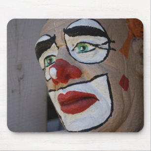Clown mit traurigem Blick Mousepad