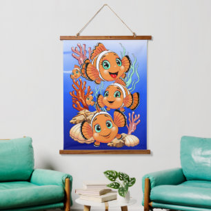 Clownfisch Cartoon süß Familie Unterwasser Wandteppich Mit Holzrahmen