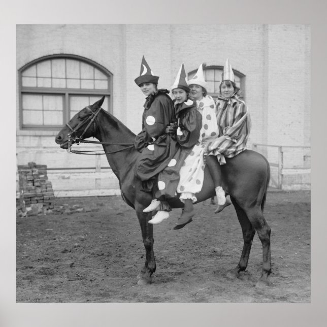 Clowns auf Pferd, 1915 Poster (Vorne)