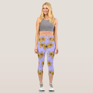Cluster von gelben Cartoon-Lilien Capri Leggings