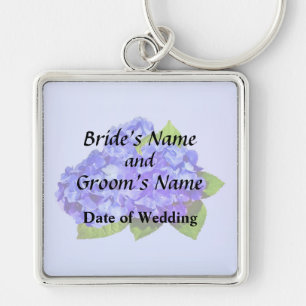 Cluster von Hochzeitsprodukten mit Blue Hydrangea Schlüsselanhänger