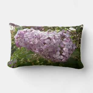 Cluster von Lilac Blossoms Frühlingsblumen Lendenkissen